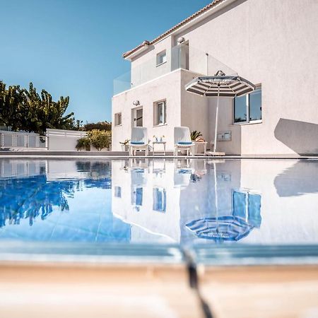 פרוטאראס Villa Hibiscus מראה חיצוני תמונה