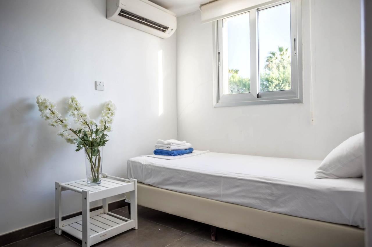 פרוטאראס Villa Hibiscus מראה חיצוני תמונה