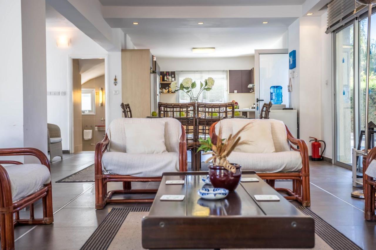 פרוטאראס Villa Hibiscus מראה חיצוני תמונה