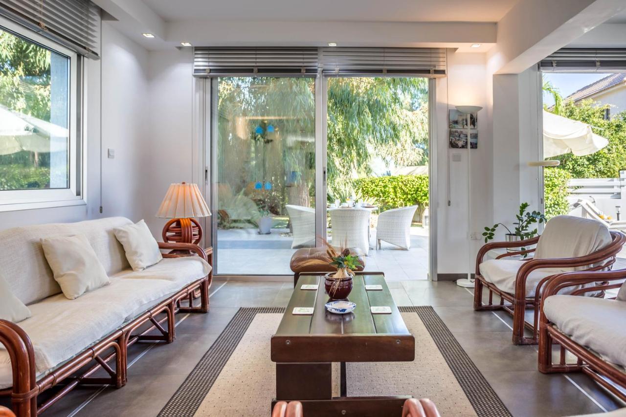 פרוטאראס Villa Hibiscus מראה חיצוני תמונה